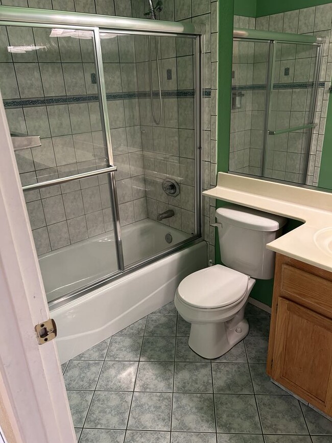 Building Photo - 1502 Barnum Ct