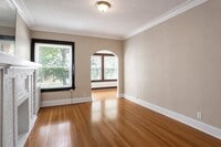 Building Photo - 1528 E 74th Pl