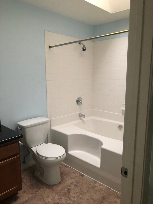 Building Photo - 3145 E Flamingo Rd