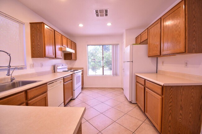 Building Photo - 6780 N 74th Dr