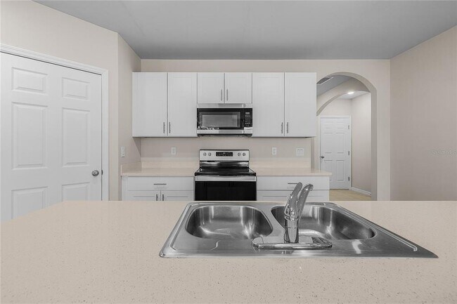 Building Photo - 616 Posadas Cir