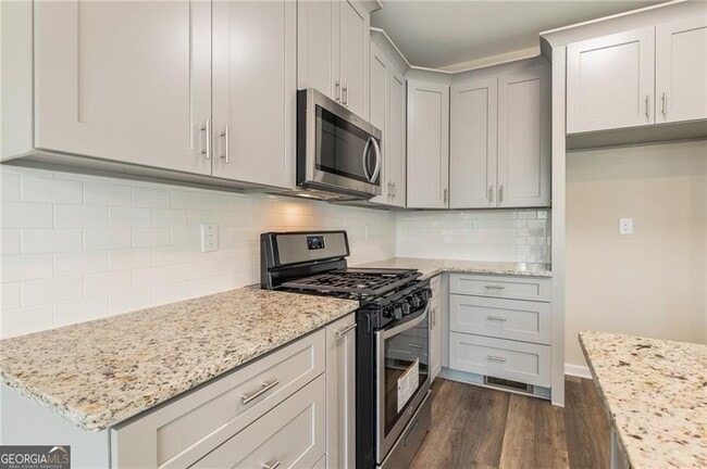 Building Photo - 978 Valley Rock Dr