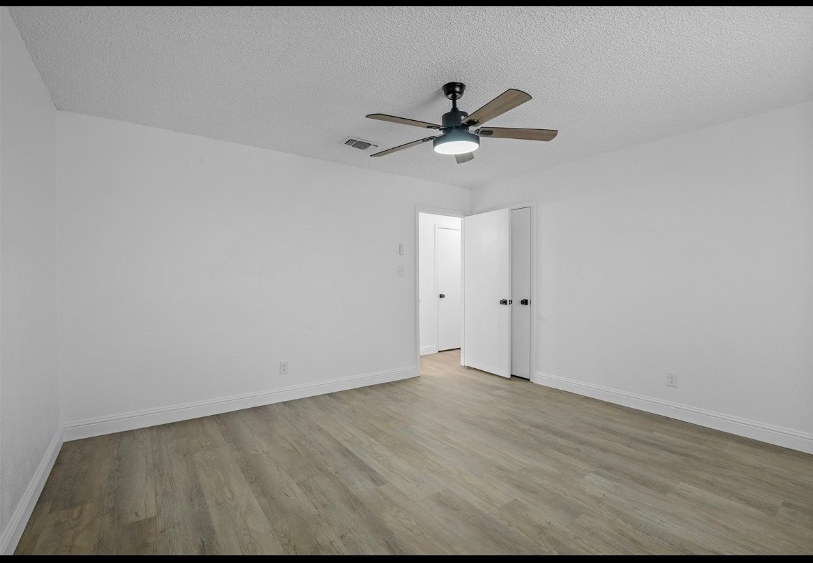 Building Photo - 3522 Shady Valley Dr