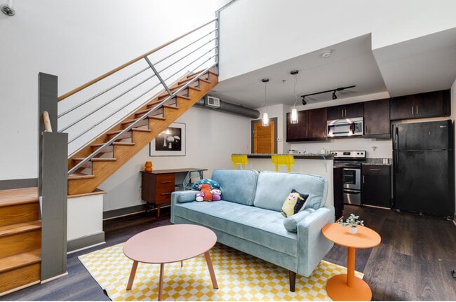 Building Photo - 1100-1106 Hull St