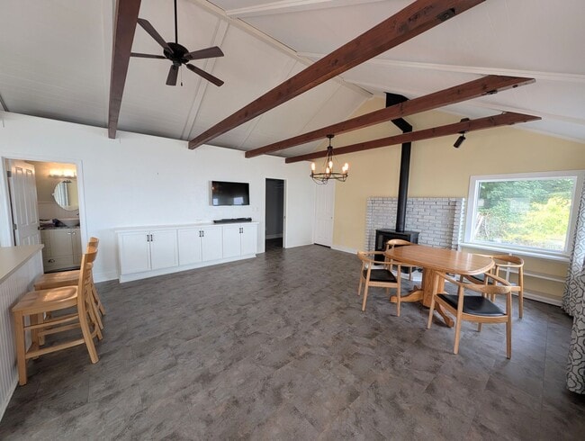 Building Photo - A Storybook Dream in Kingston, Available Now! Lowbank Waterfront, Beach Access, Panoramic Views &...