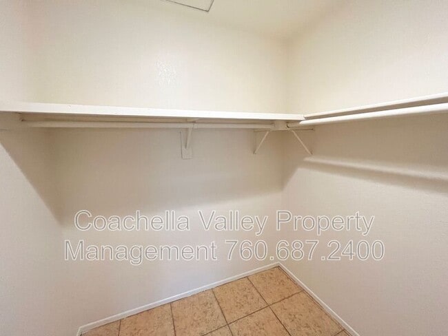 Building Photo - 78650 Ave 42