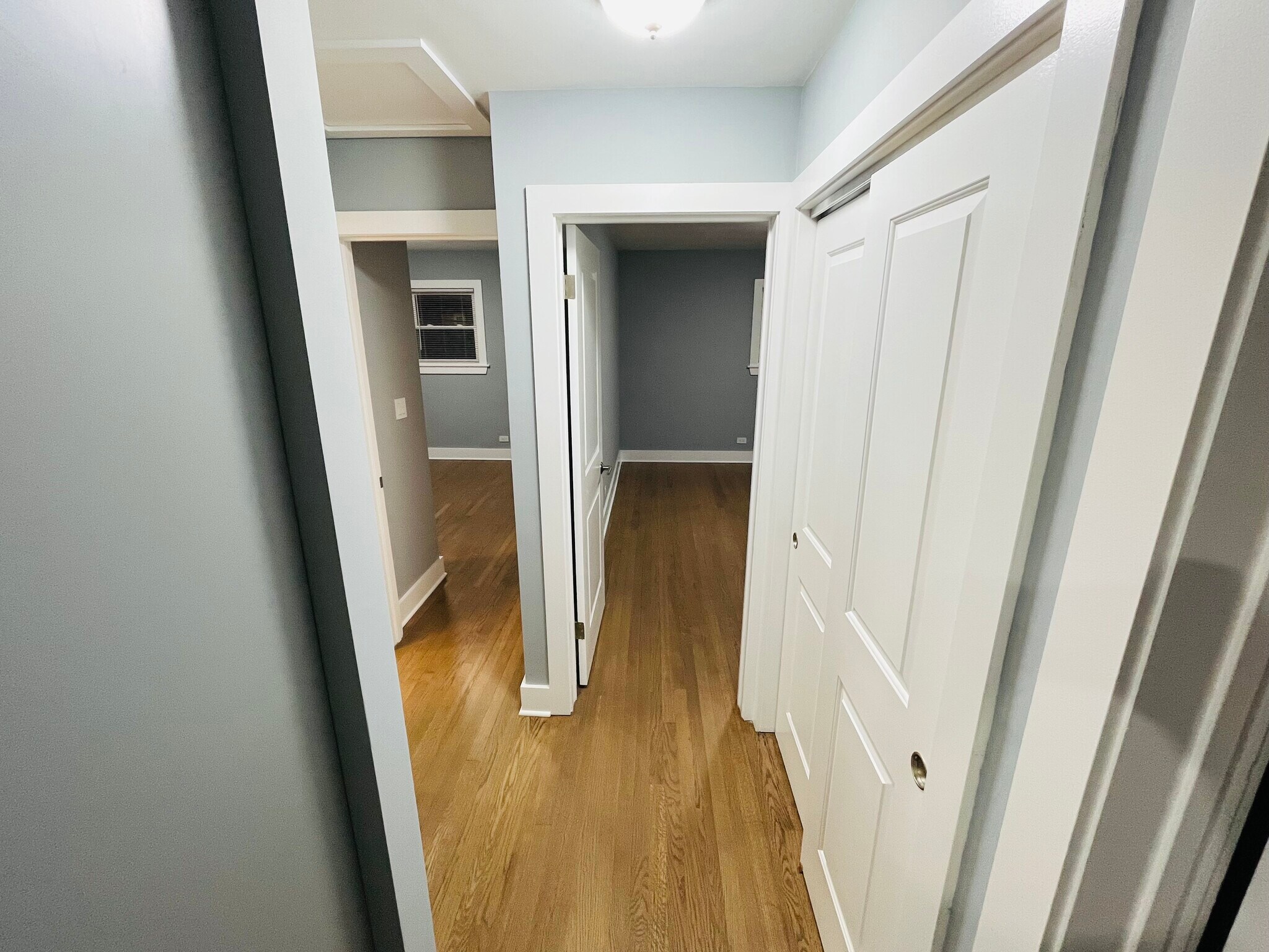 Building Photo - 8212 Kilpatrick Ave