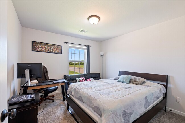 Building Photo - 288 Kara Mist Ct