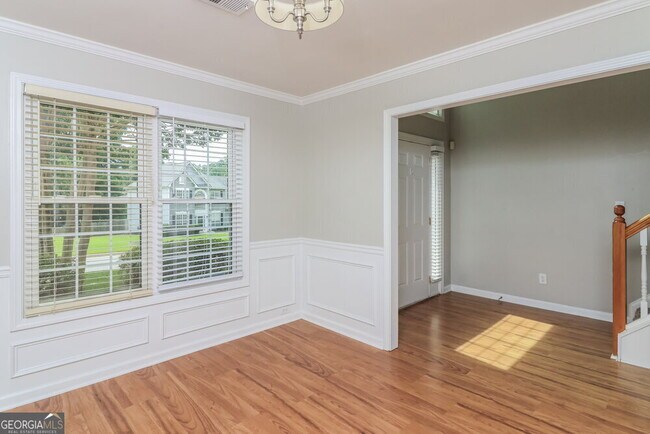 Building Photo - 1005 Crooked Creek Ct SE
