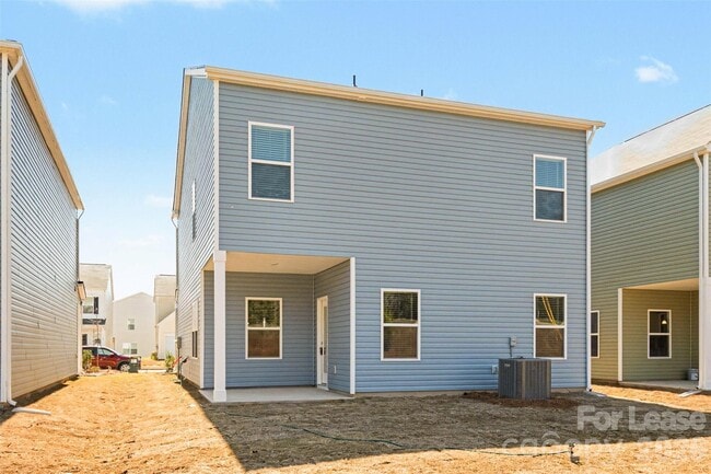 Building Photo - 1715 Troon Dr