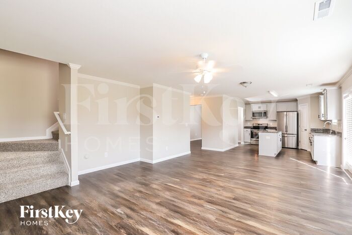 Building Photo - 5105 Apsley Dr