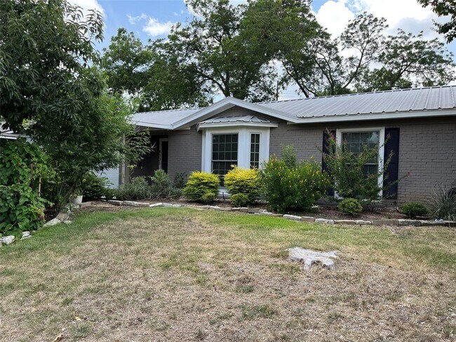 Primary Photo - 8303 Burrell Dr