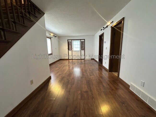 Building Photo - 115 N 30th St