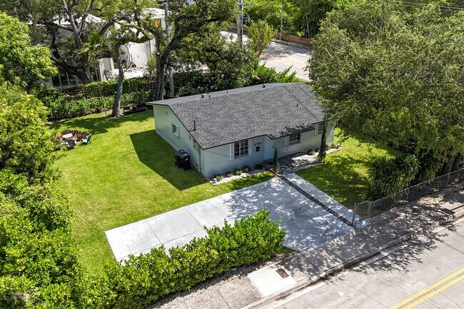 Building Photo - 6198 SW 63rd St