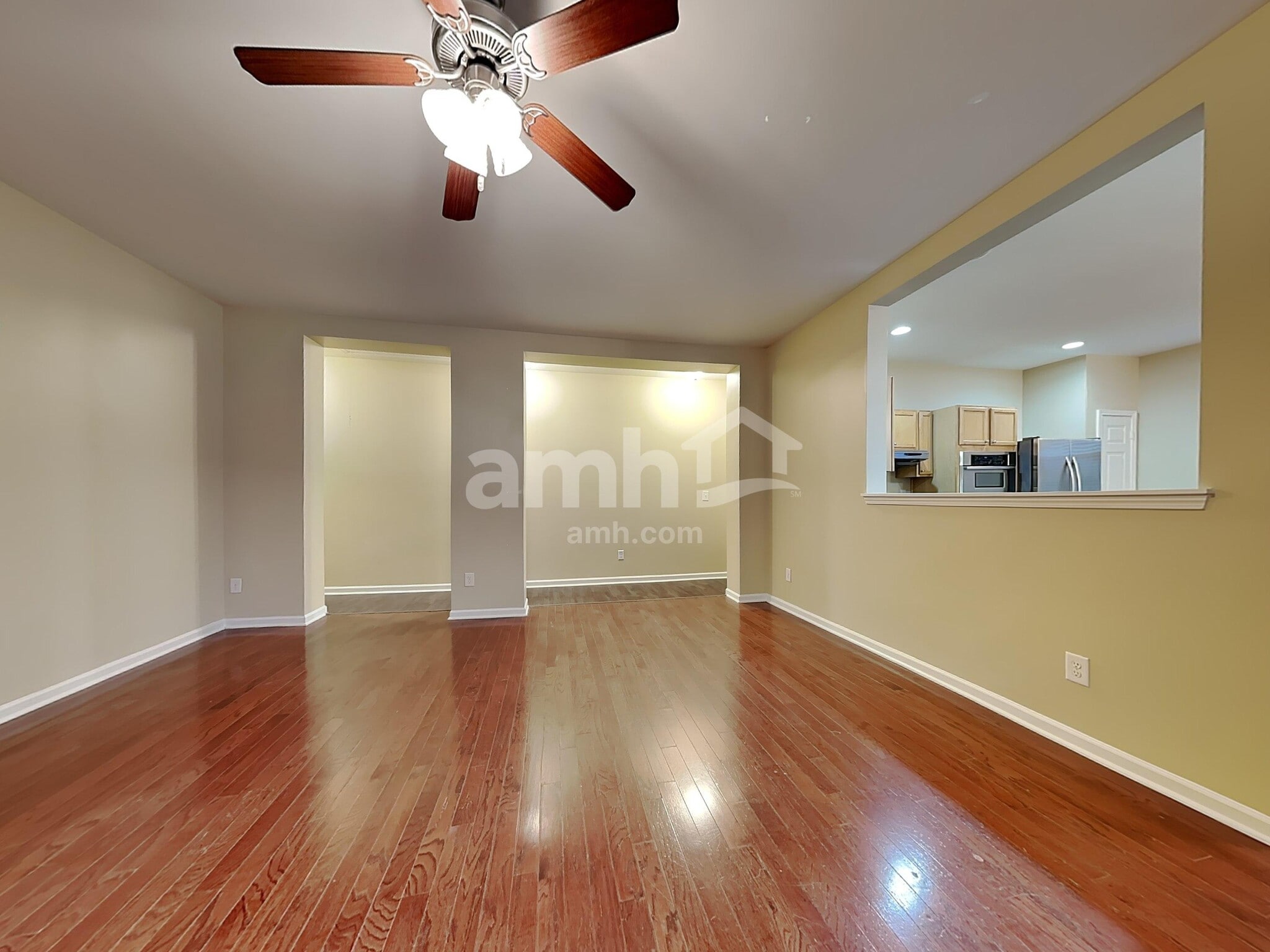 Building Photo - 89 Norwich Dr