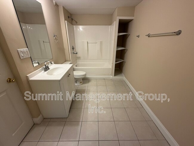 Building Photo - 3965 Brushymill Ct