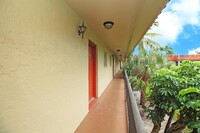 Building Photo - 6074 Forest Hill Blvd