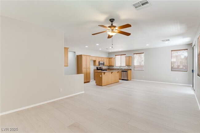 Building Photo - 1221 Sonatina Dr