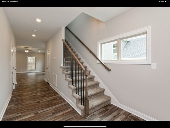 Home entrance - 1086 Spicer Dr