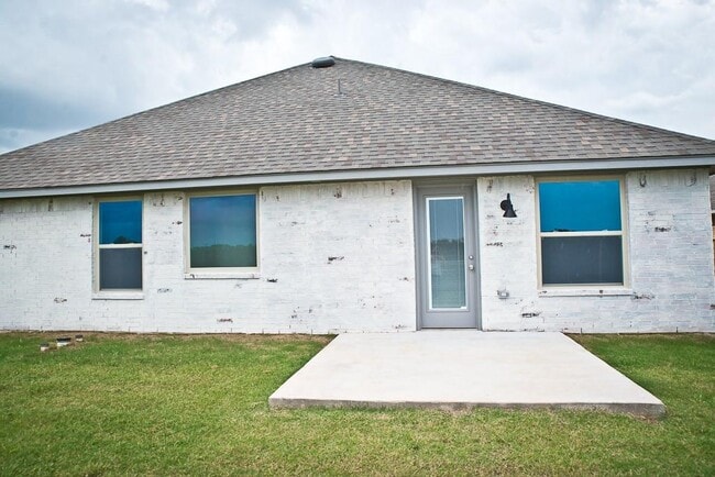 Building Photo - 1005 SW 140th St