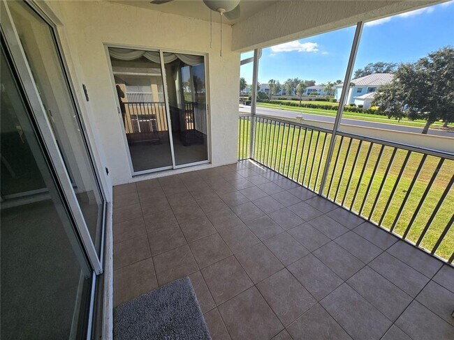 Building Photo - 5800 Sabal Trace Dr