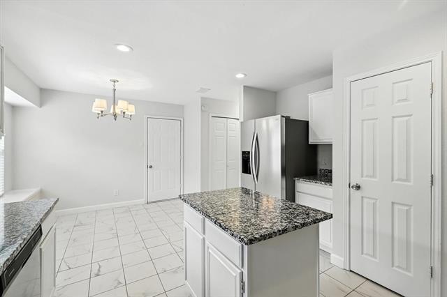 Building Photo - 5446 Meadow Vista Ln