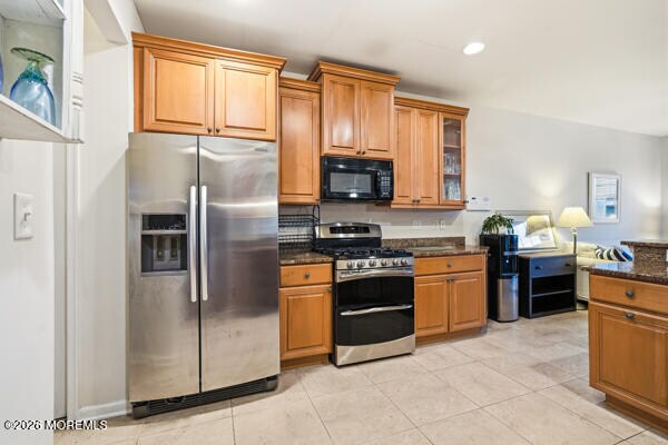 Building Photo - 11 Whitman Terrace