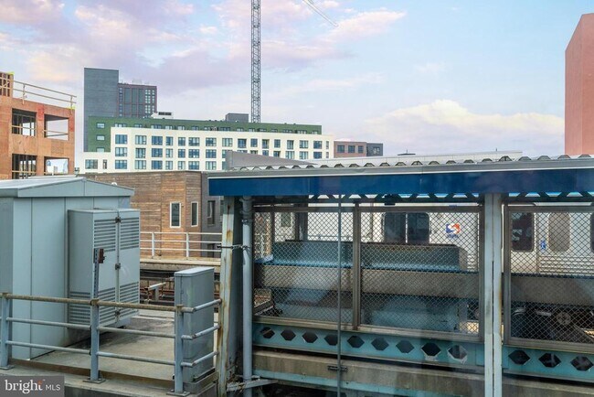 Building Photo - 1141 N Front St