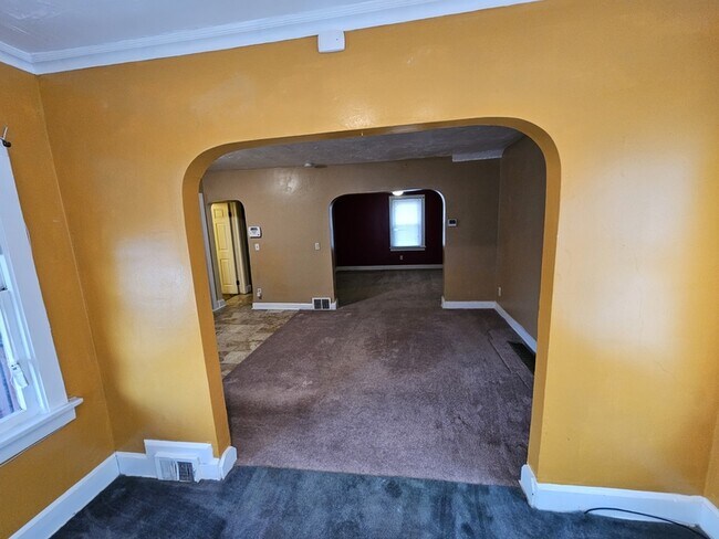 Building Photo - 15218 Shiloh Rd