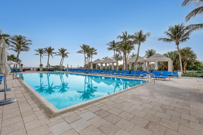 Building Photo - 2700 N Ocean Dr