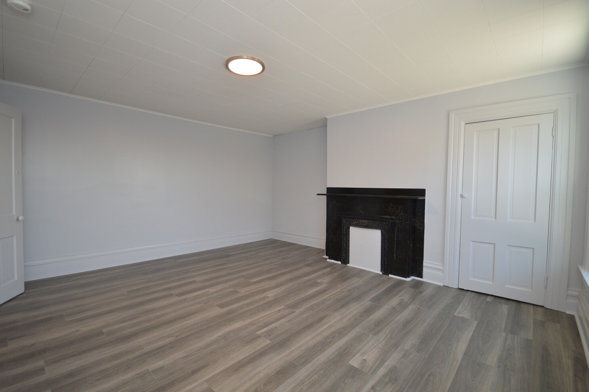 Building Photo - 113 Meade Ave