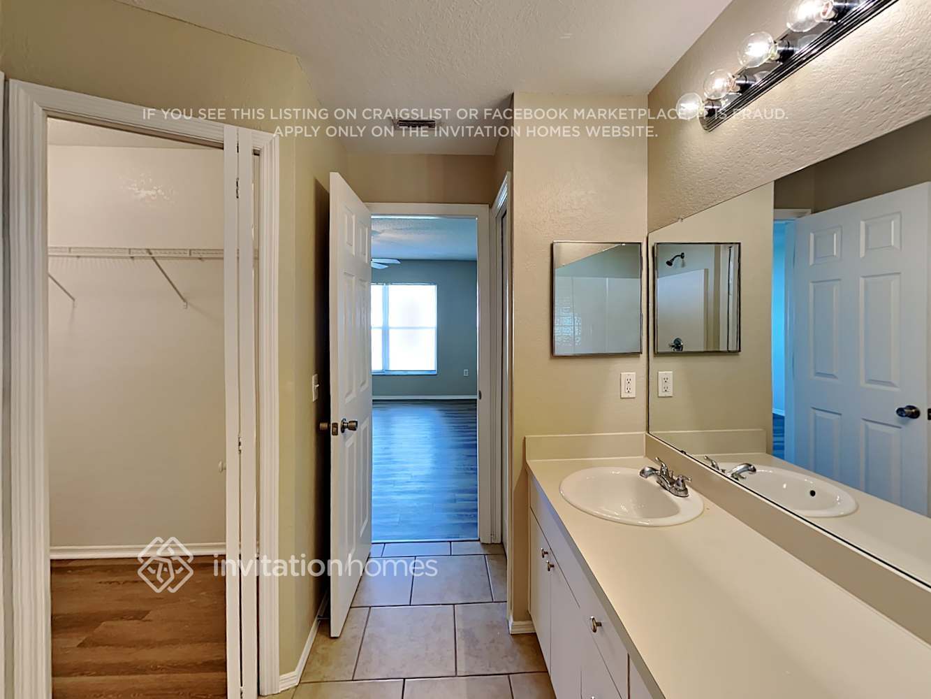 Building Photo - 5262 Miriam Dr