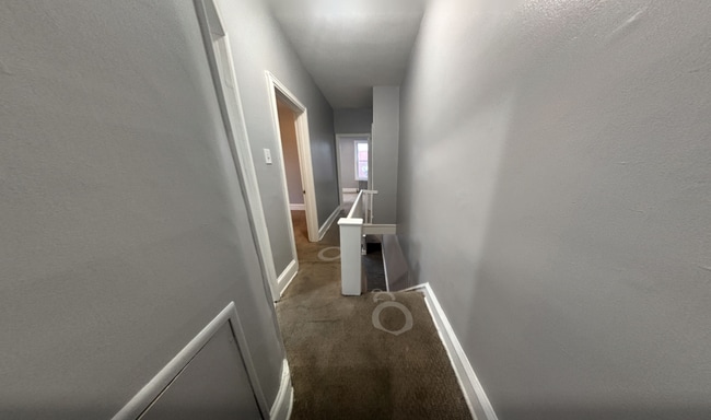 Building Photo - Updated 3BR South Philly Row: Move-In Ready