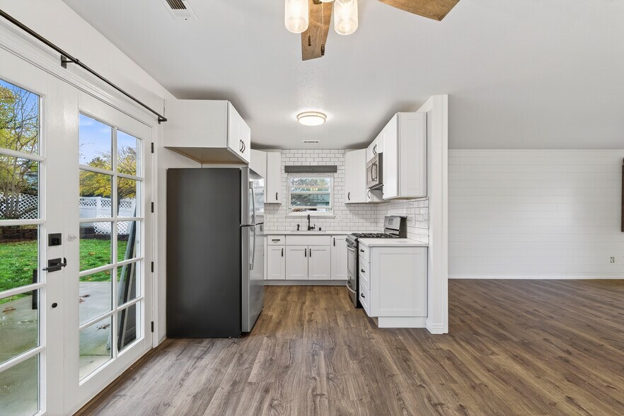 Building Photo - 1288 Grouse Ct