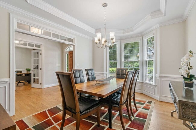 Building Photo - Furnished 4 Bed/3 Full Bath Home in Cary!