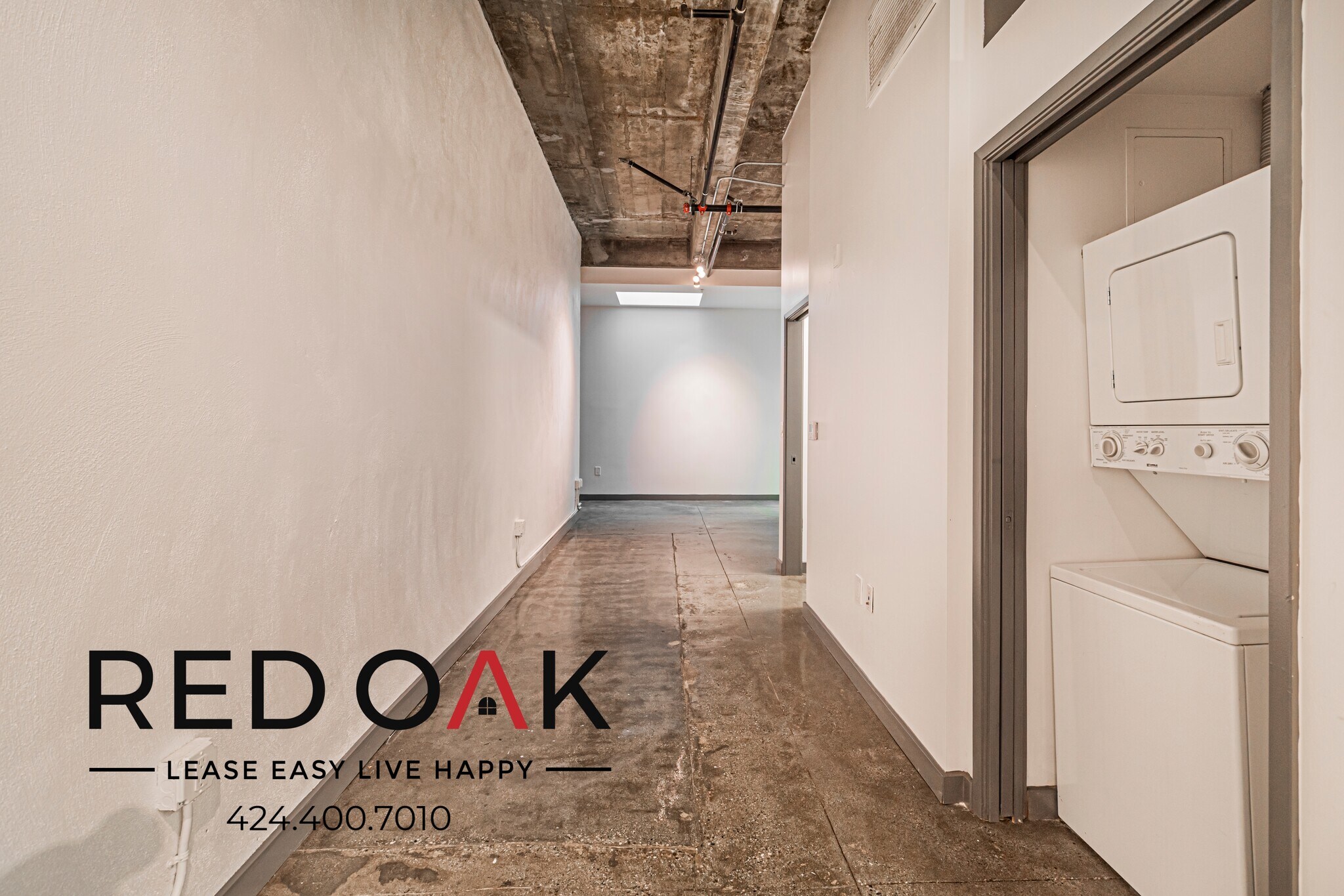 Building Photo - 430 S Broadway