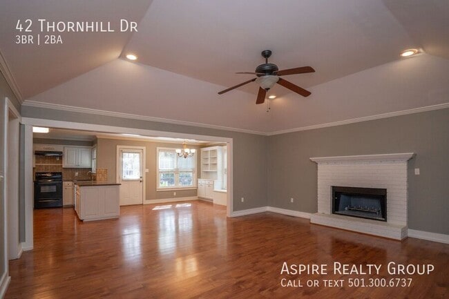 Building Photo - 42 Thornhill Dr