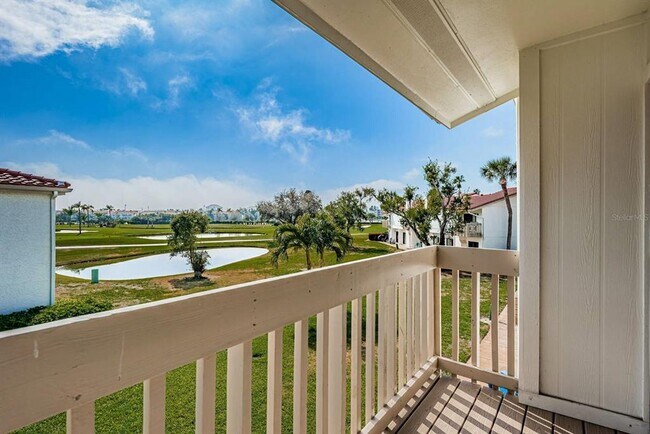 Building Photo - 6260 Sun Blvd