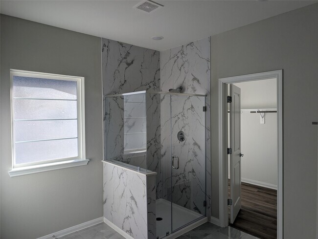 Building Photo - 9912 A Clark Rd