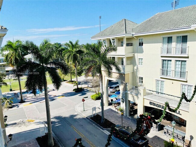 Building Photo - 1200 Town Center Dr
