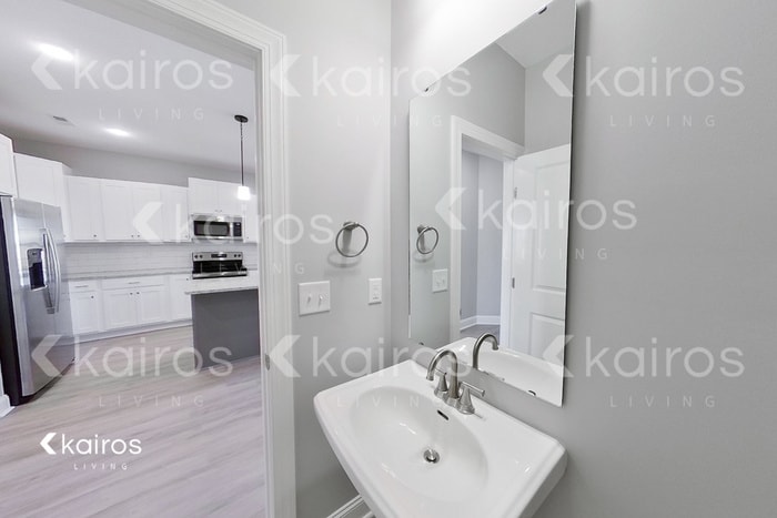 Building Photo - 3713 Oak Leaf Wy