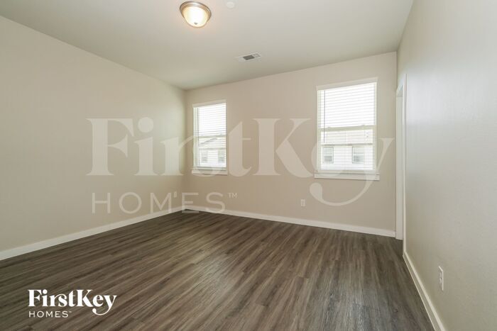 Building Photo - 18419 Idyllic Aly