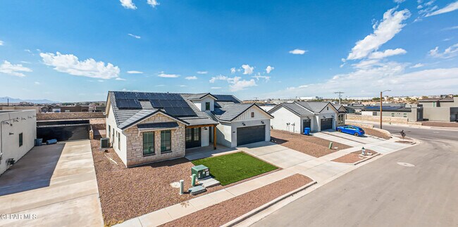 Building Photo - 805 Mormon Tea Dr