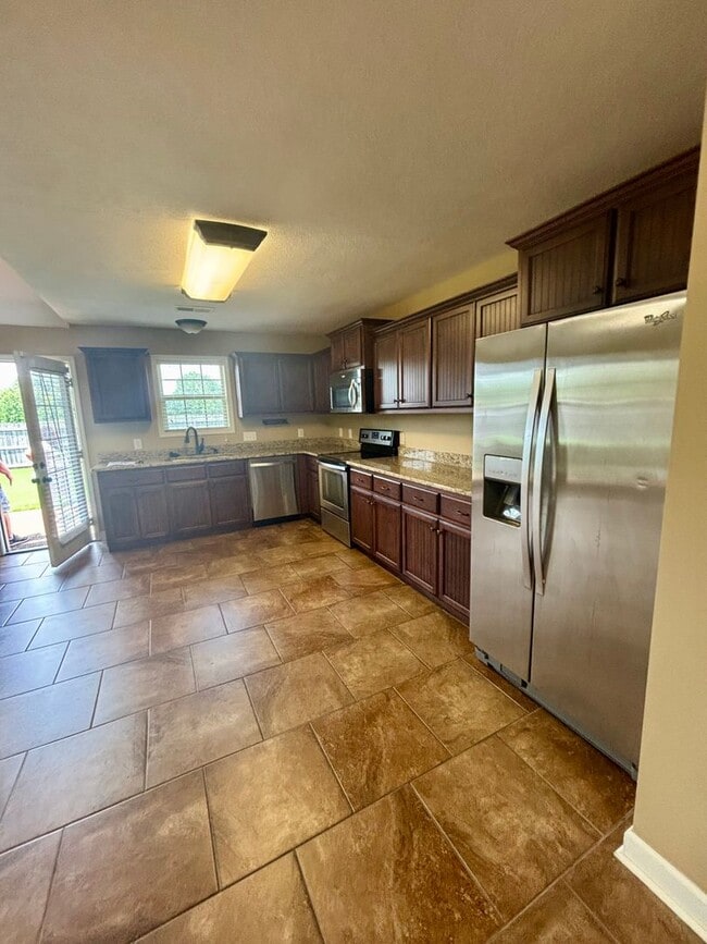 Building Photo - Cedarbrook Farms subdivision