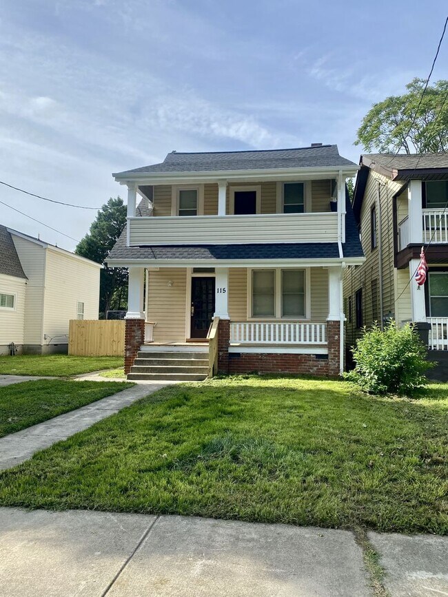 Building Photo - Riverview 2 bedroom 1 bath