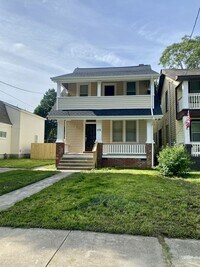 Building Photo - Riverview 2 bedroom 1 bath
