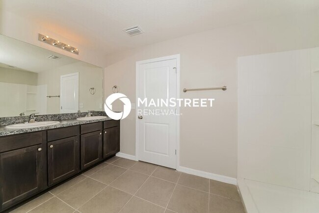 Building Photo - 4624 Lindever Ln