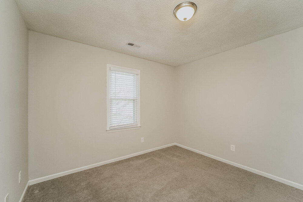Building Photo - 9612 Manus Ct