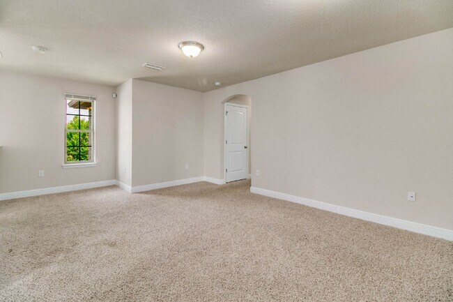 Building Photo - Stunning Two-Story Home with 4 Bedrooms, 2.5 Baths, and an Upstairs Living Room!