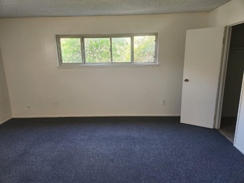 Building Photo - 776 Libby Dr